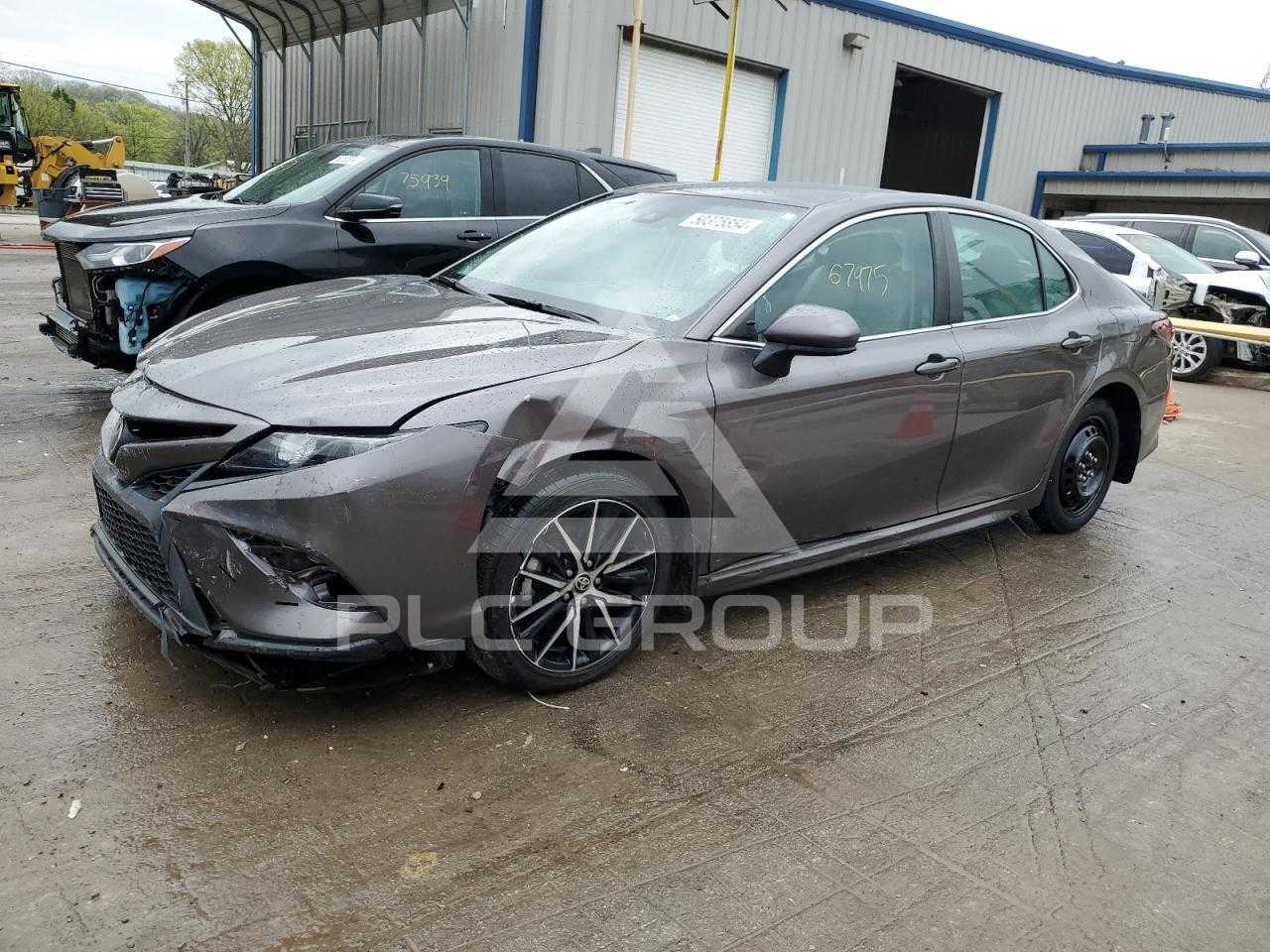 Kayaさま　４点 2021 Toyota CAMRY VIN: 4T1G11AK4MU601214 из США - PLC Group