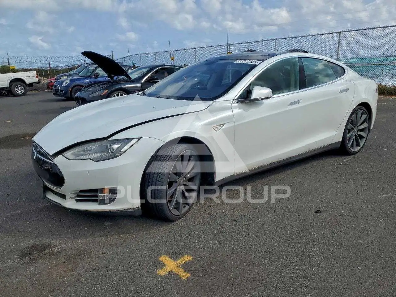 2014 Tesla Model S VIN: 5YJSA1S18EFP43340 из США - PLC Group