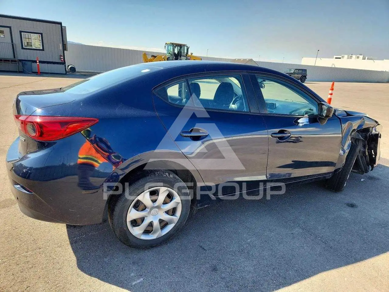 2015 Mazda 3 VIN: JM1BM1T70F1261675 из США - PLC Group