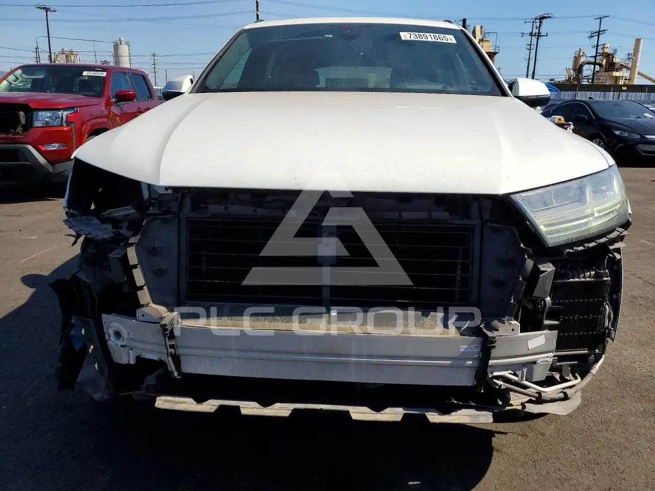 2017 Audi Q7 VIN: WA1VAAF76HD021611 из США - PLC Group