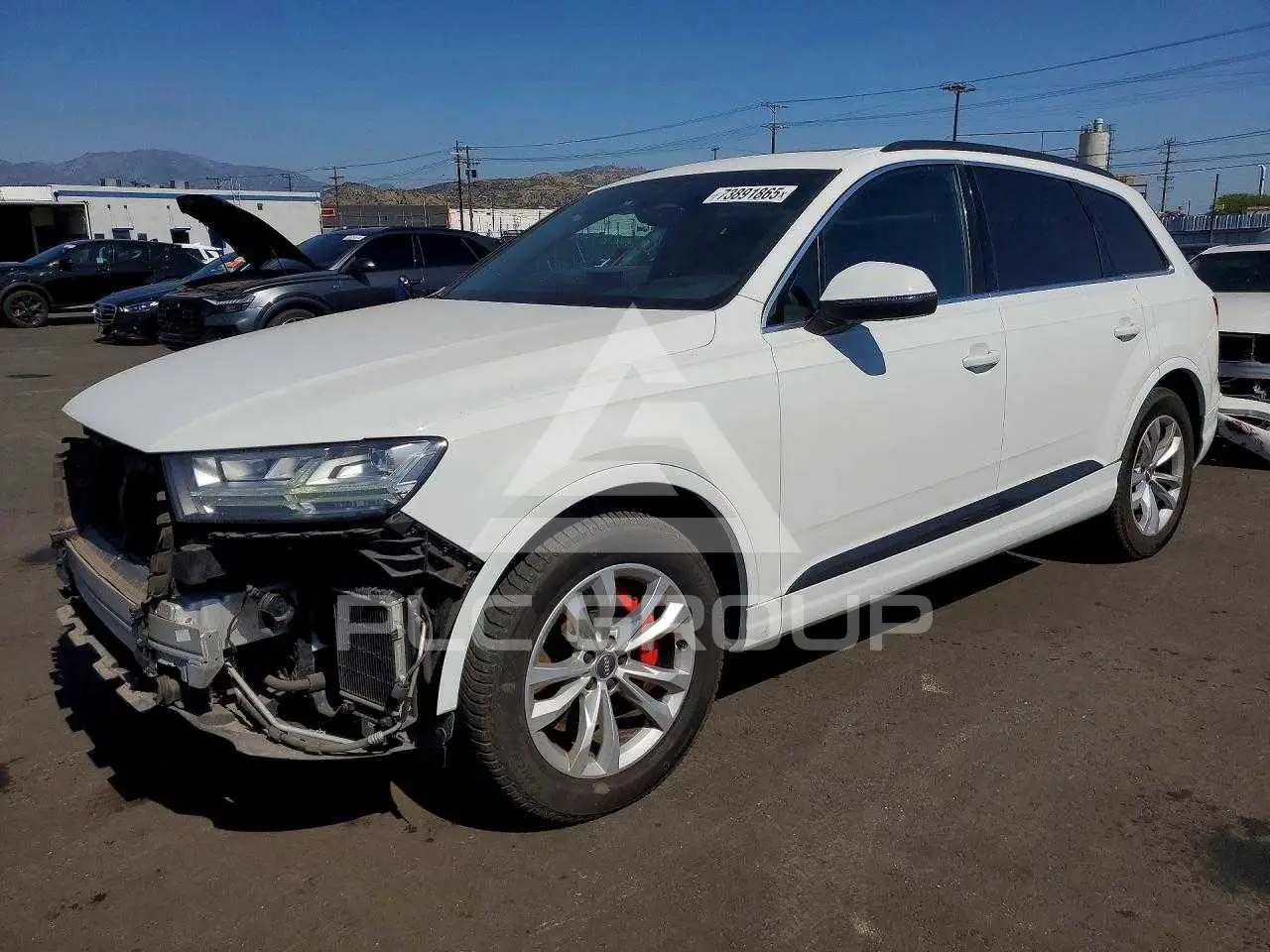 2017 Audi Q7 VIN: WA1VAAF76HD021611 из США - PLC Group