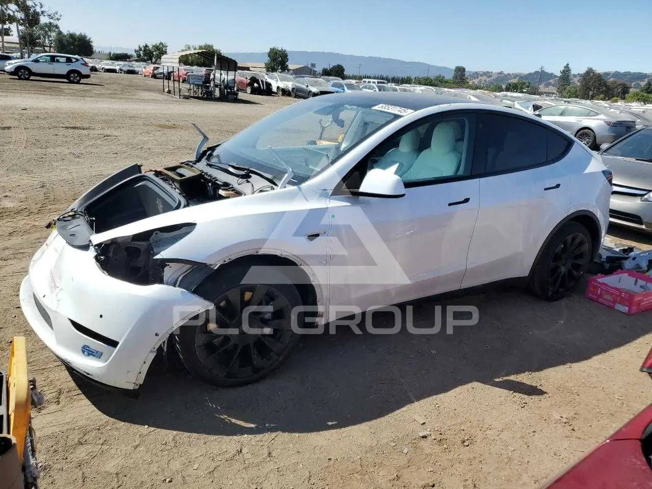 2021 Tesla Model Y VIN: 5YJYGDEE2MF122473 з США - PLC Group