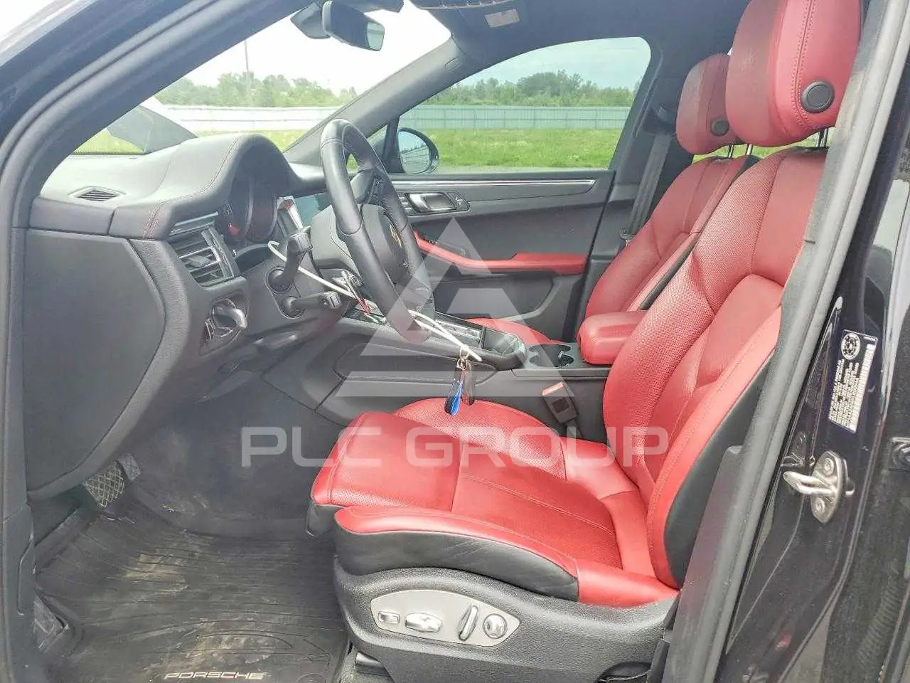 2023 Porsche MACAN VIN: WP1AA2A58PLB00944 з США - PLC Group