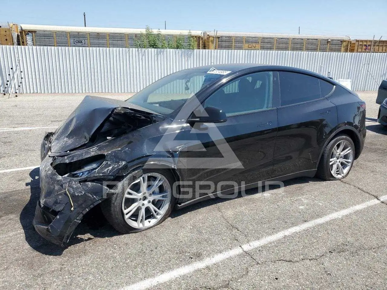 2023 Tesla Model Y VIN: 7SAYGDEE2PA125832 з США - PLC Group