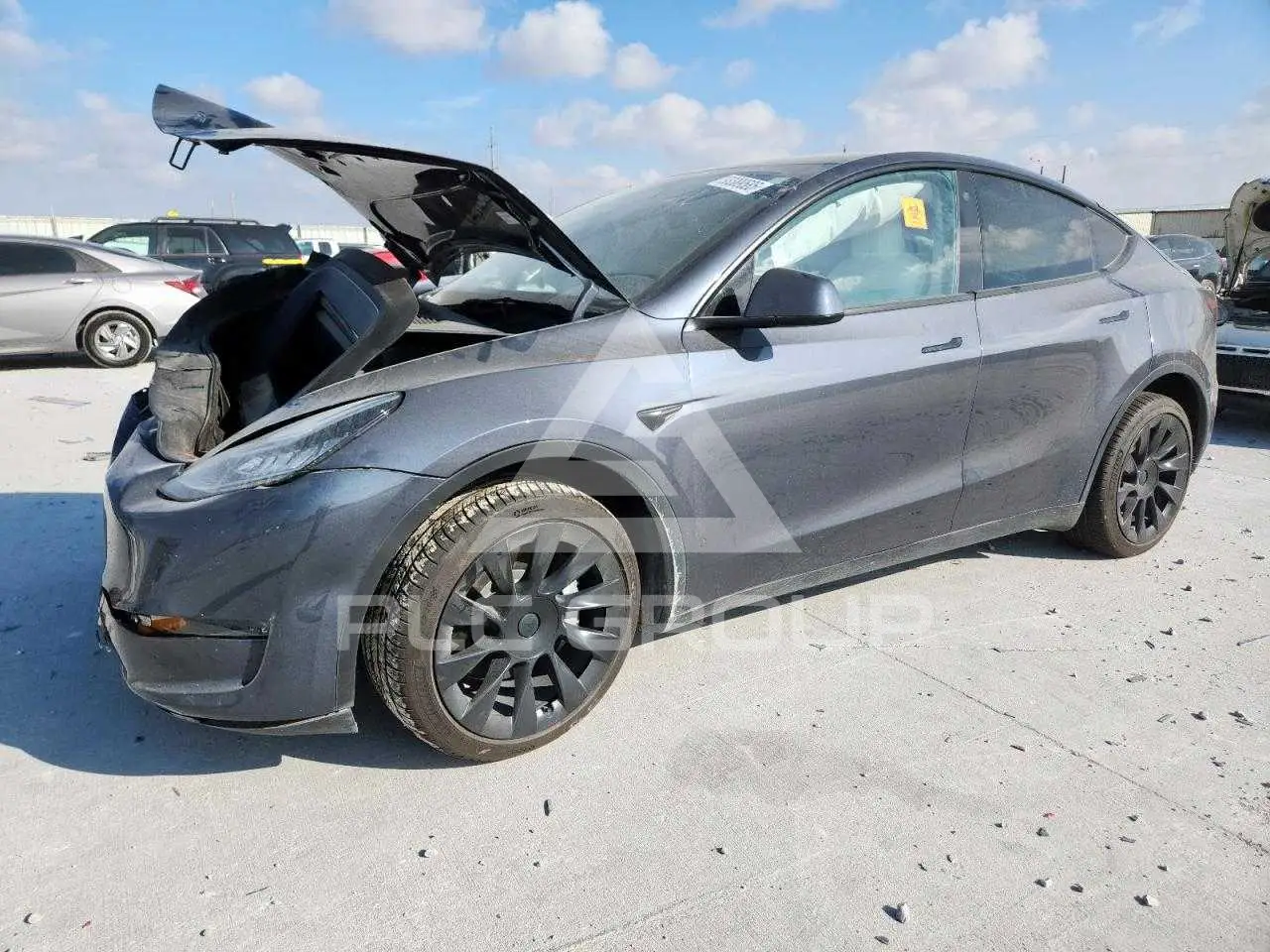 2023 Tesla Model Y VIN: 7SAYGDEEXPA126338 з США - PLC Group