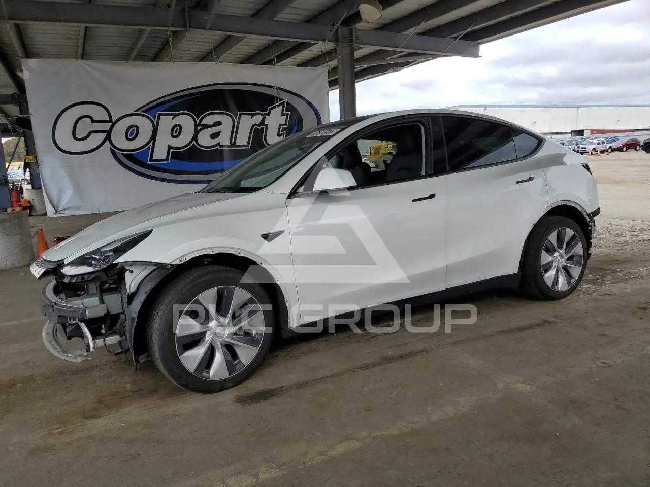 2023 Tesla Model Y VIN: 7SAYGDEEXPF619004 из США - PLC Group