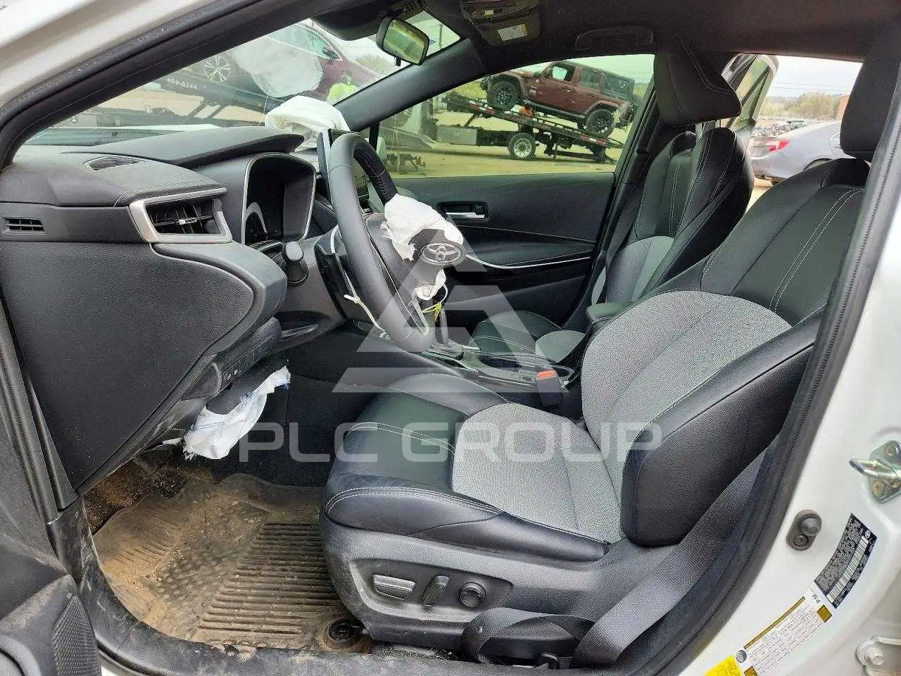 2024 Toyota COROLLA VIN: JTNC4MBE8R3231933 из США - PLC Group