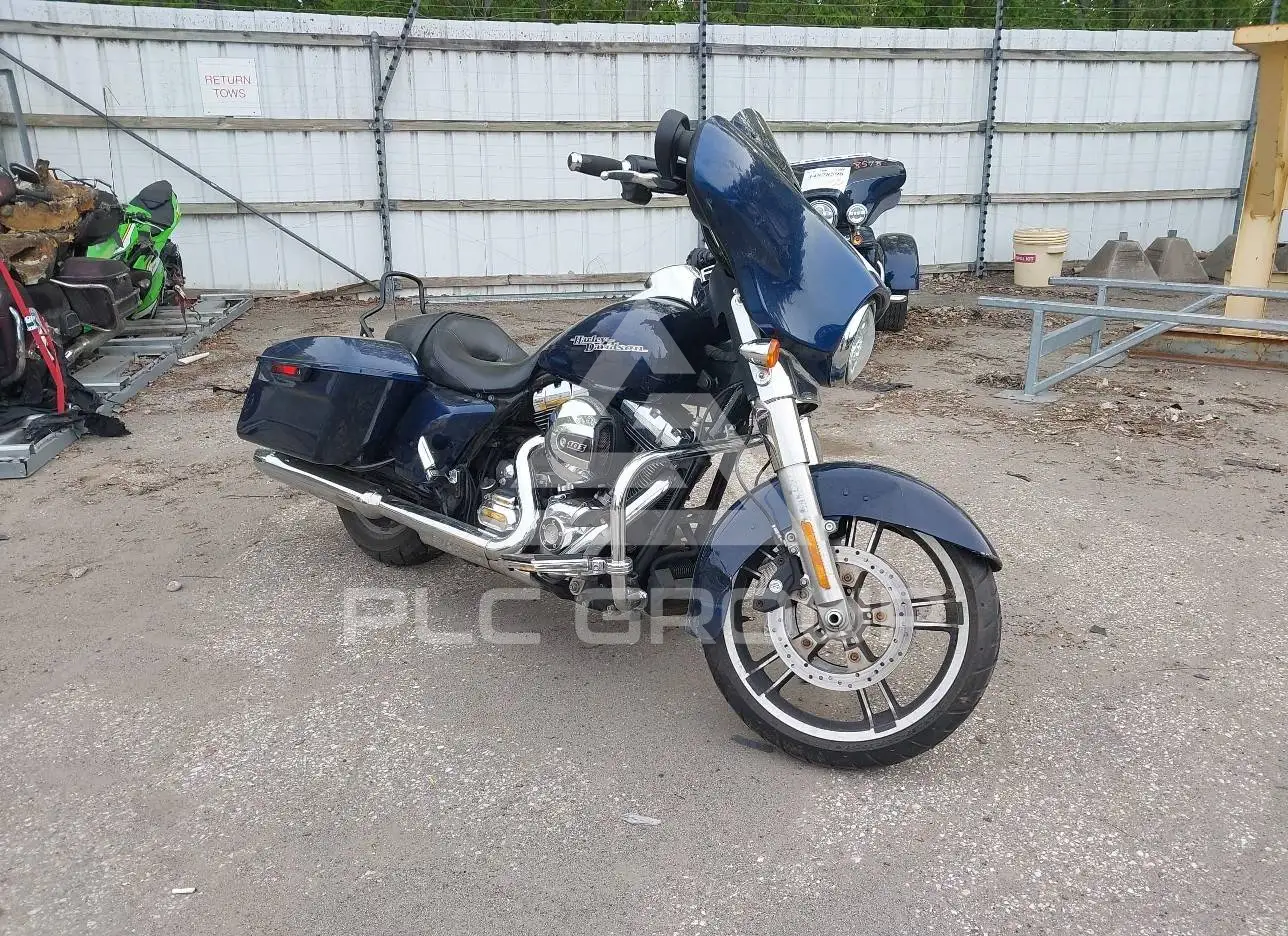2014 Harley-Davidson FLHX VIN: 1HD1KBM14EB684946 из США - PLC Group