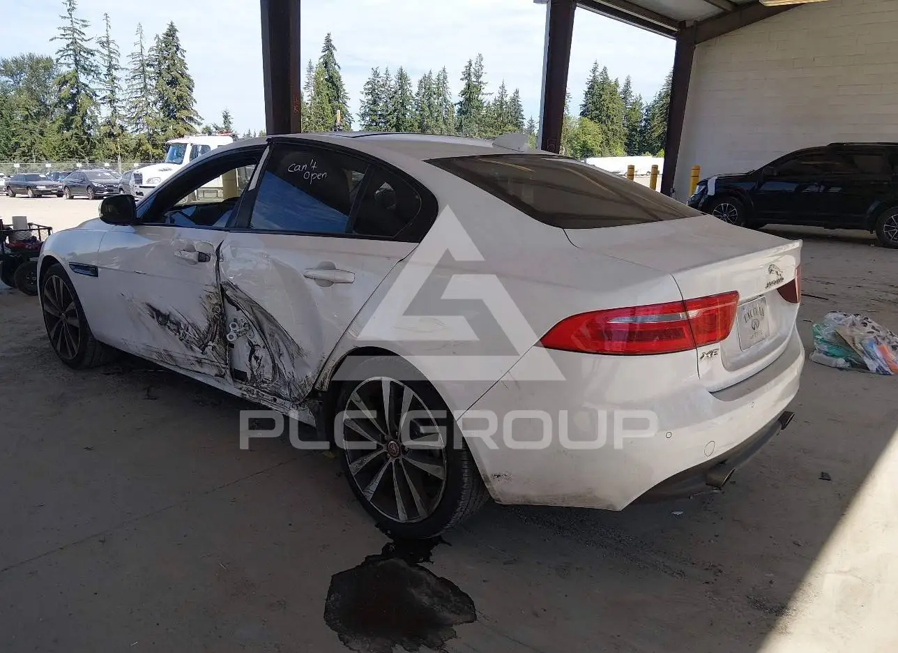 2017 Jaguar XE VIN: SAJAE4BGXHA947299 из США - PLC Group