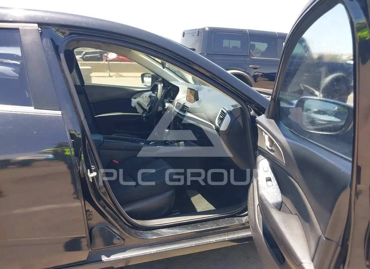 2017 Mazda 3 VIN: 3MZBN1U74HM109526 из США - PLC Group