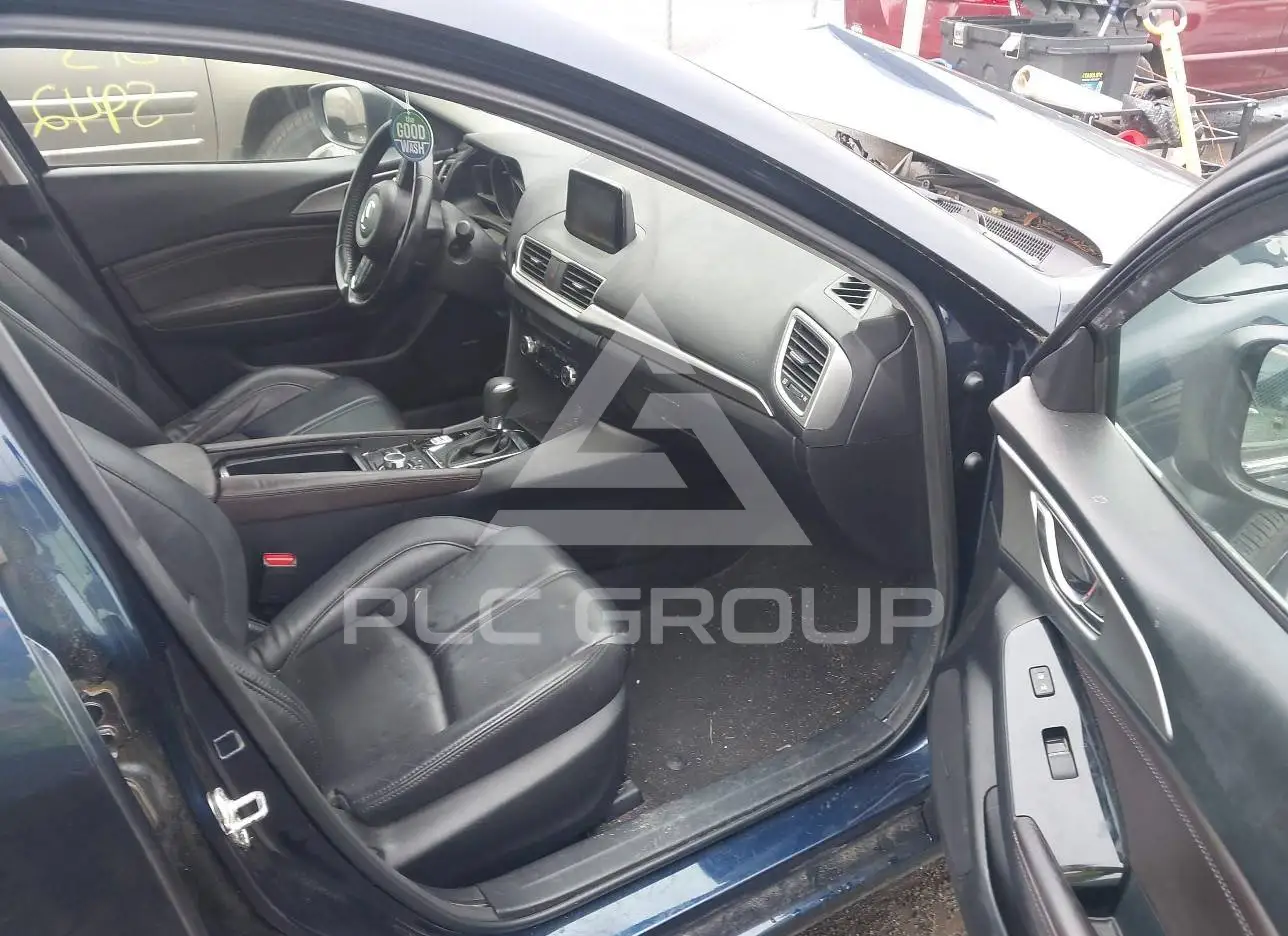 2018 Mazda 3 VIN: 3MZBN1L35JM239223 з США - PLC Group