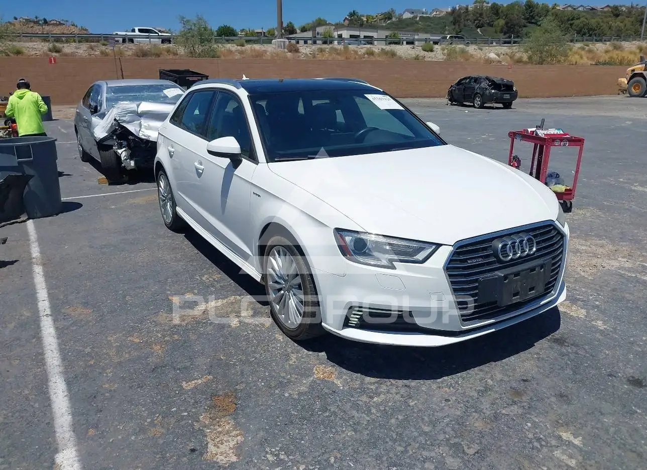 2018 Audi A3 VIN: WAUUPBFF4JA057296 из США - PLC Group