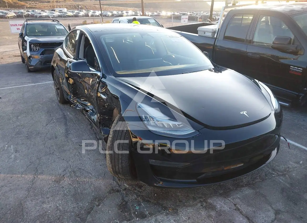 2018 Tesla Model 3 VIN: 5YJ3E1EA8JF030422 из США - PLC Group
