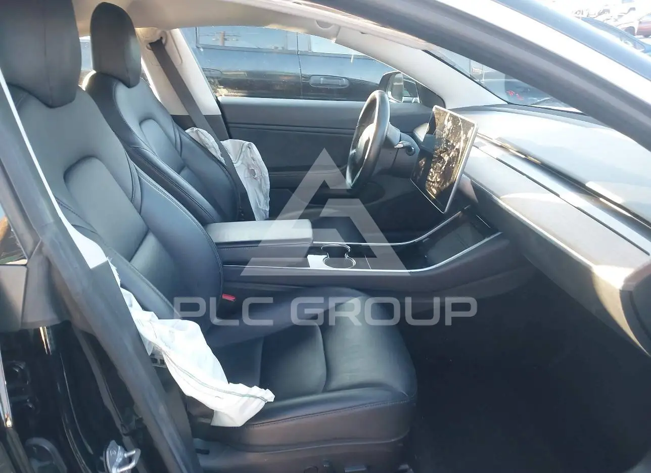 2018 Tesla Model 3 VIN: 5YJ3E1EA8JF030422 из США - PLC Group