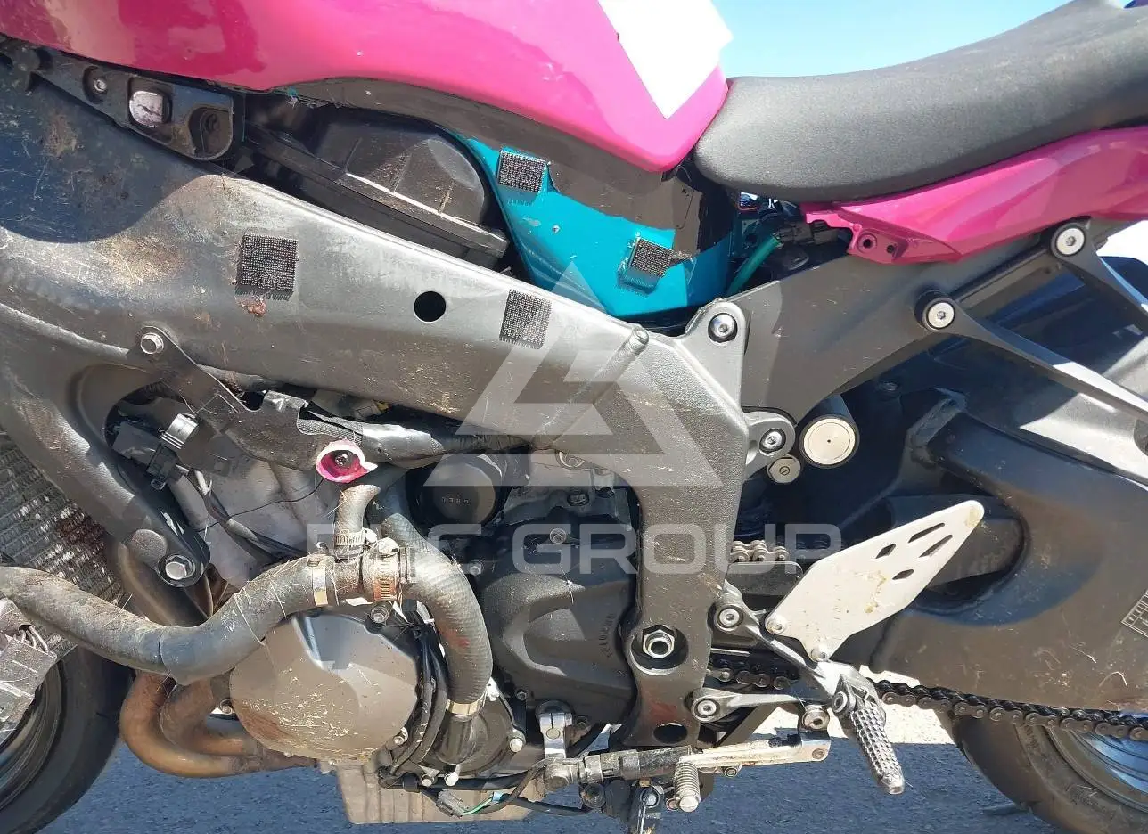 2021 Kawasaki ZX636 VIN: JKBZXJH16MA008647 из США - PLC Group