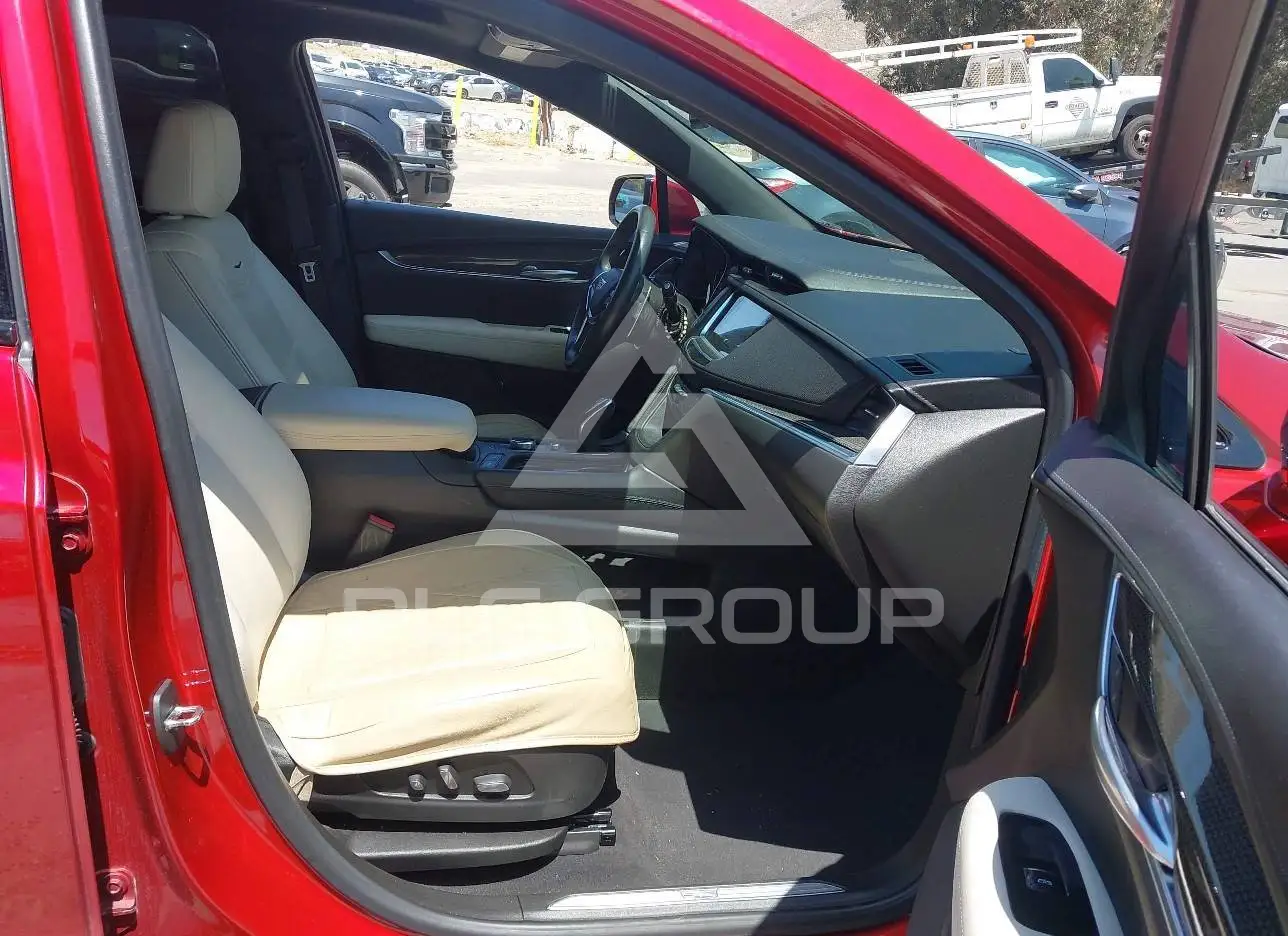 2021 Cadillac XT5 VIN: 1GYKNGRS2MZ194484 из США - PLC Group