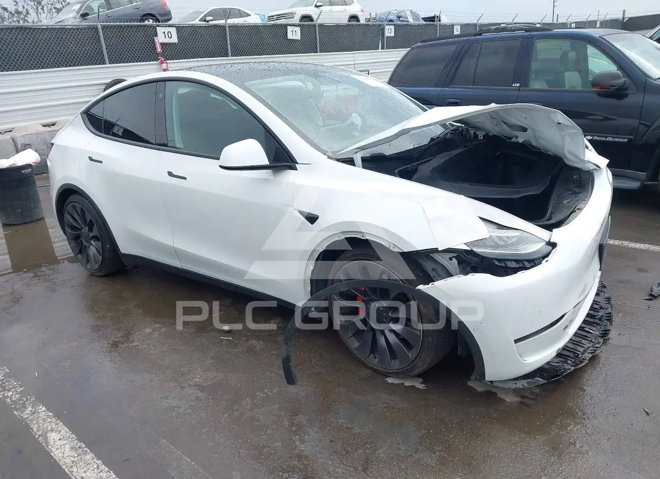 2021 Tesla Model Y VIN: 5YJYGDEF1MF072299 з США - PLC Group
