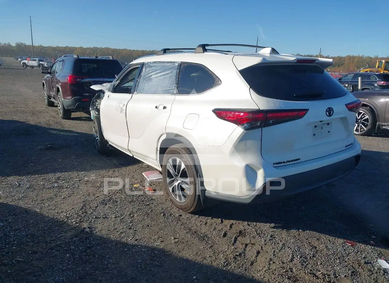 2021 Toyota Highlander VIN: 5TDGZRBHXMS131452 из США - PLC Group