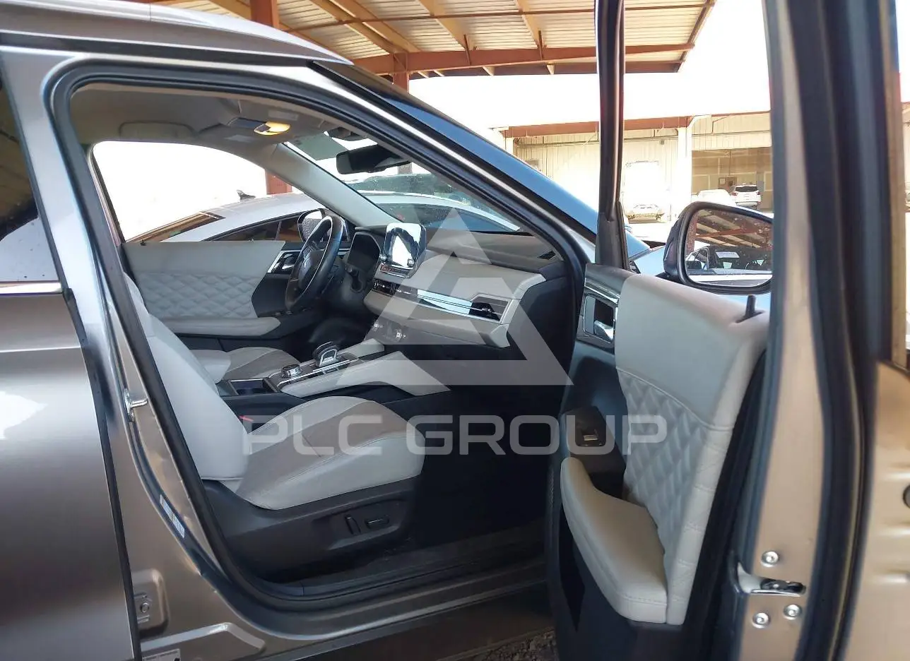 2022 Mitsubishi OUTLANDER VIN: JA4J4VA87NZ075110 из США - PLC Group