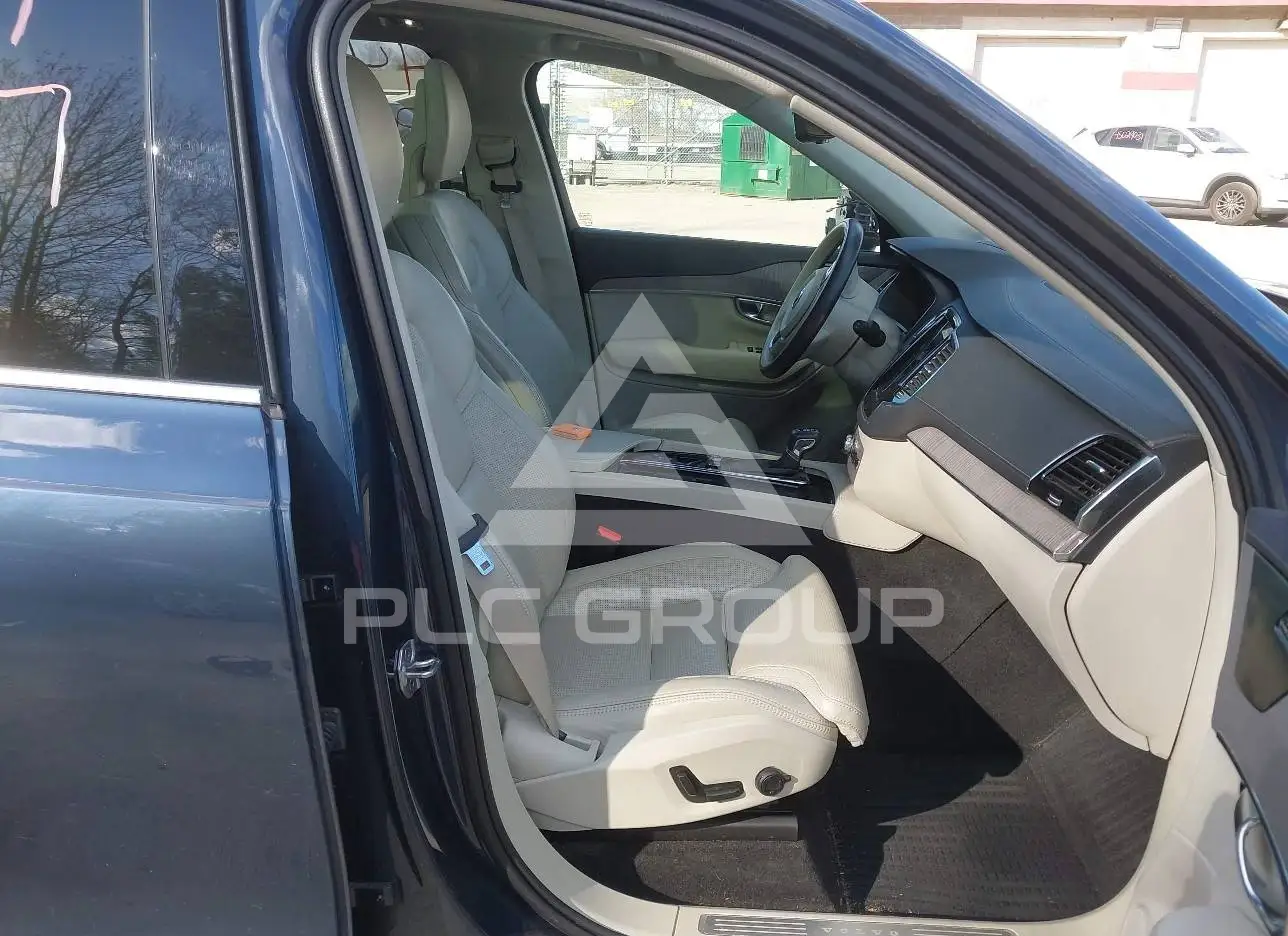 2022 Volvo XC90 VIN: YV4A221L2N1804740 из США - PLC Group