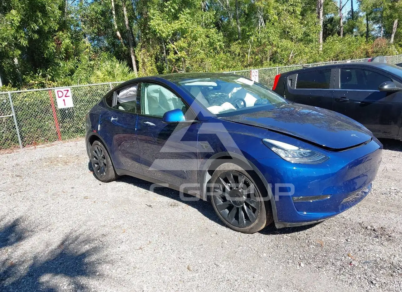 2022 Tesla Model Y VIN: 7SAYGDEE4NF322372 из США - PLC Group