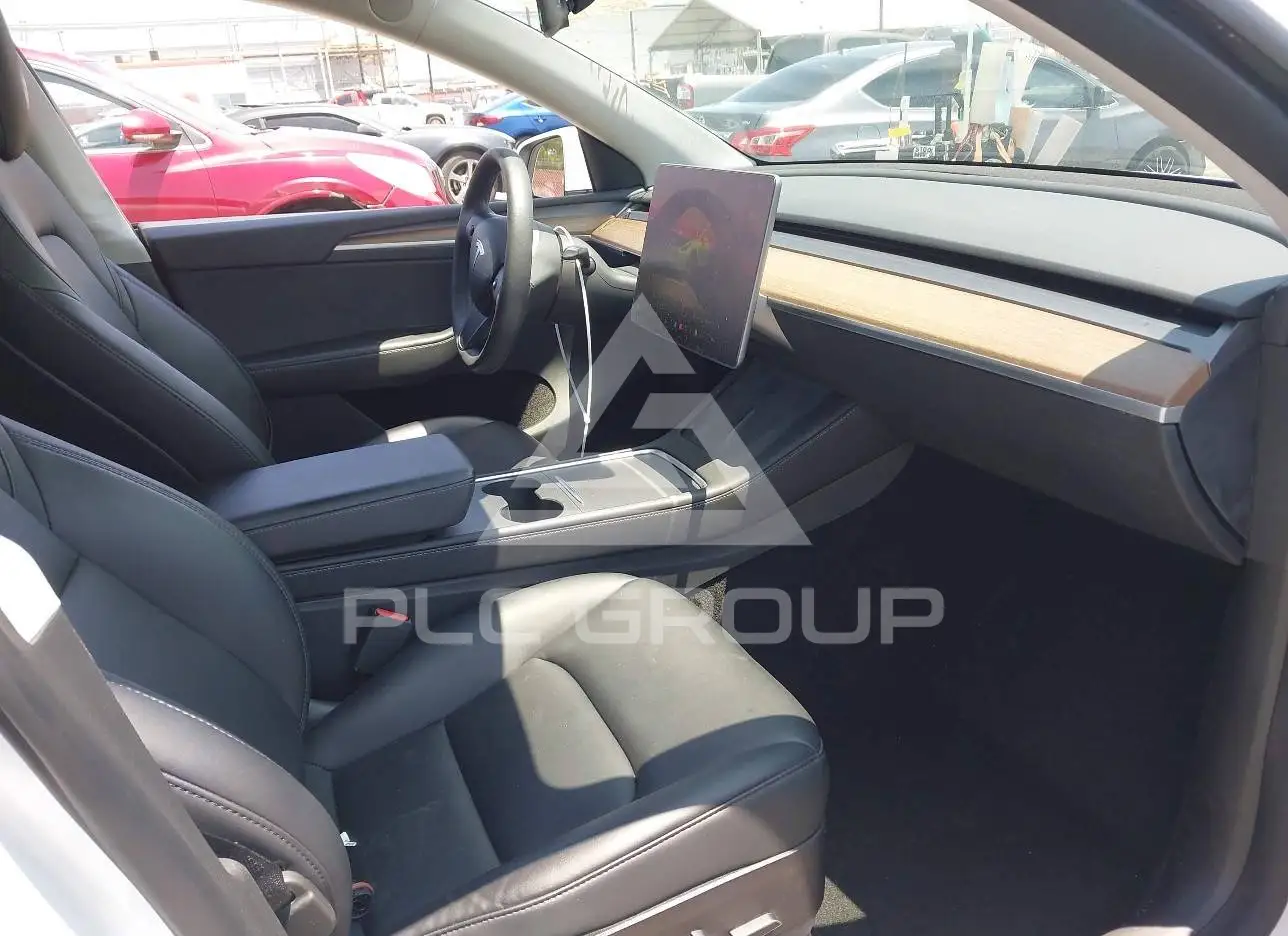 2022 Tesla Model Y VIN: 7SAYGAEE8NF544606 из США - PLC Group