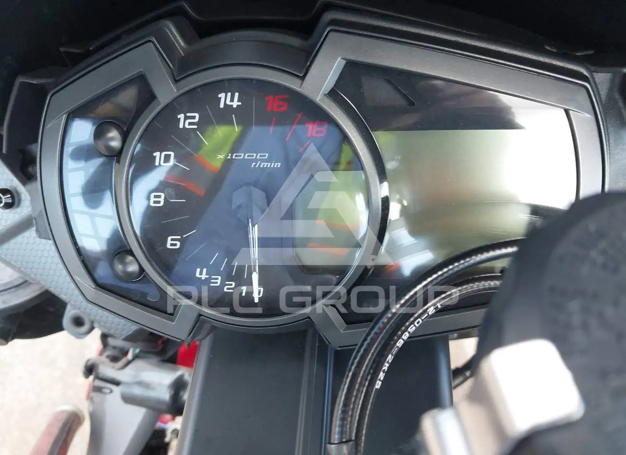 2023 Kawasaki ZX636 VIN: JKBZXJH14PA018937 з США - PLC Group