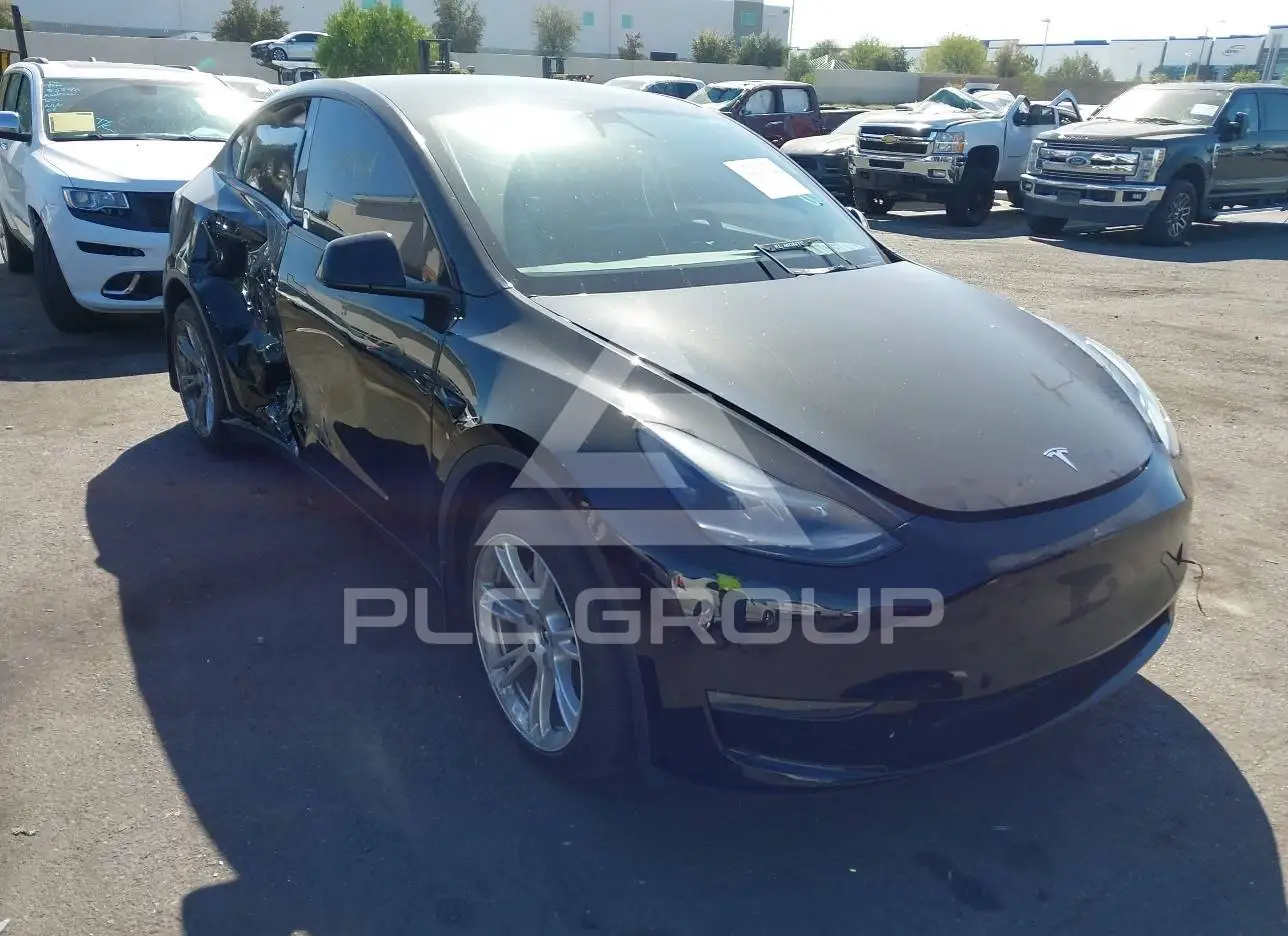 2023 Tesla Model Y VIN: 7SAYGAEE9PF853455 з США - PLC Group