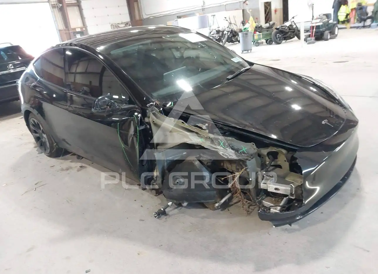2023 Tesla Model Y VIN: 7SAYGDEE2PF879073 з США - PLC Group