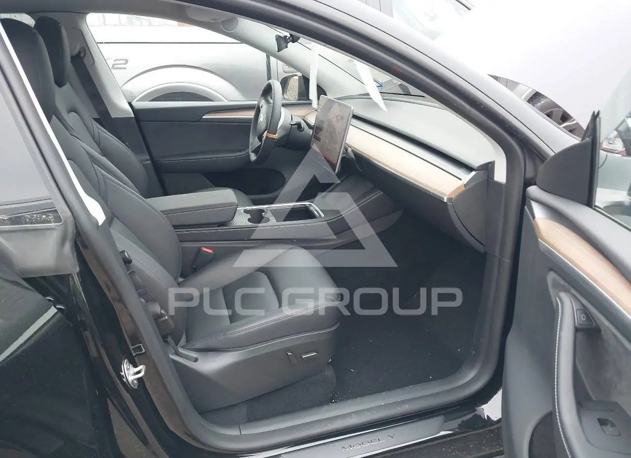2023 Tesla Model Y VIN: 7SAYGDEE1PA187481 из США - PLC Group
