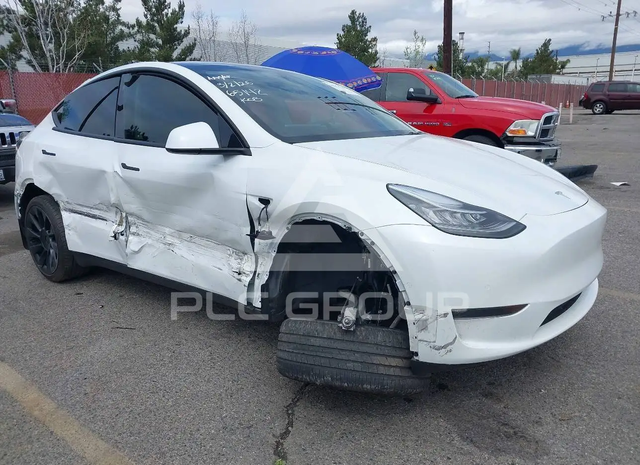 2023 Tesla Model Y VIN: 7SAYGDEE7PA023295 з США - PLC Group