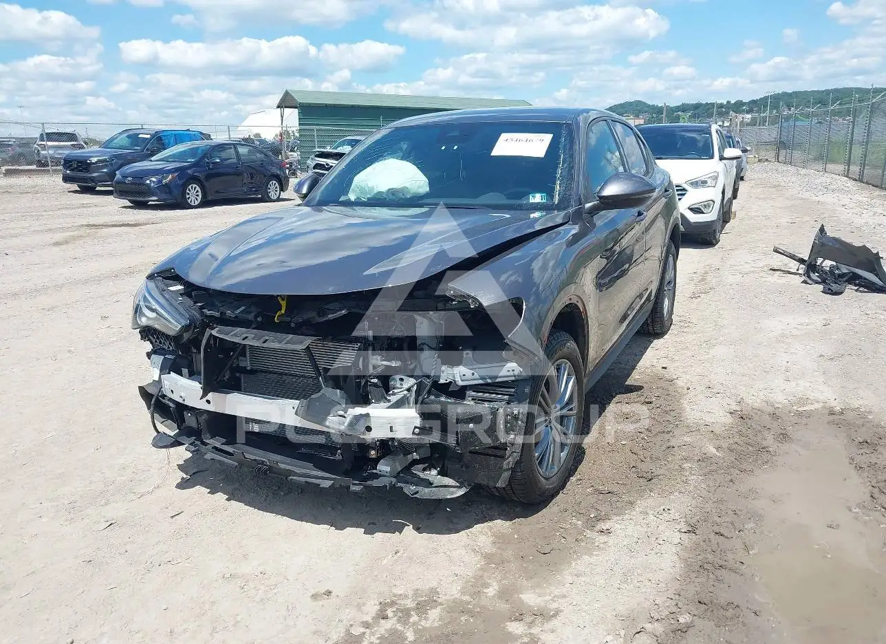2023 Alfa Romeo Stelvio VIN: ZASPAKANXP7D57289 из США - PLC Group