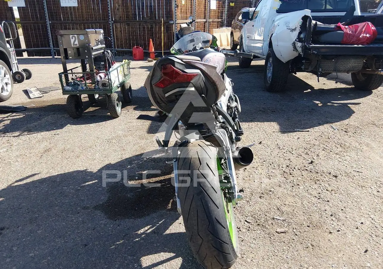 2024 Kawasaki ZX636 VIN: JKBZXJJ19RA004299 из США - PLC Group
