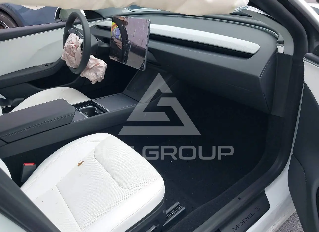 2025 Tesla Model 3 VIN: 5YJ3E1EA2SF981877 з США - PLC Group