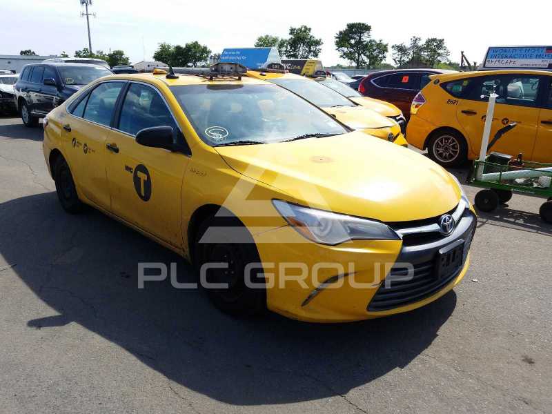 2015 Toyota CAMRY фото