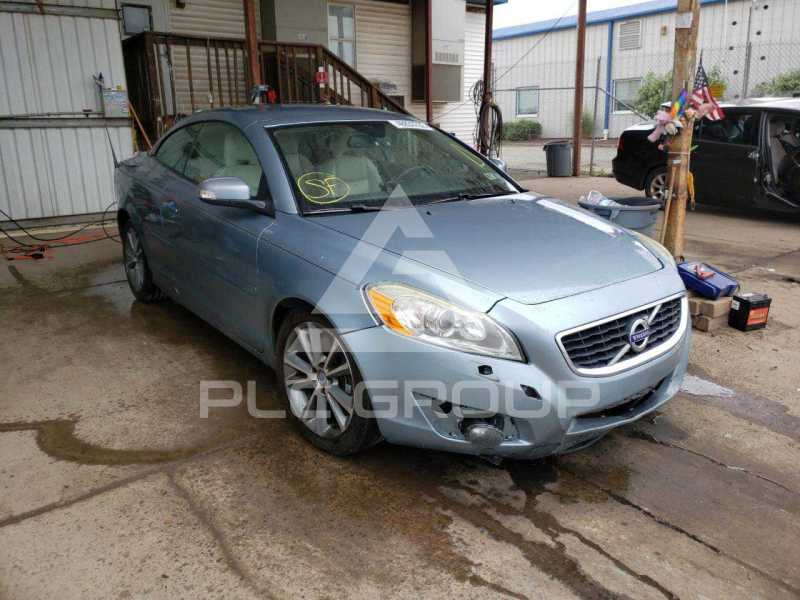 2012 Volvo C70 photo