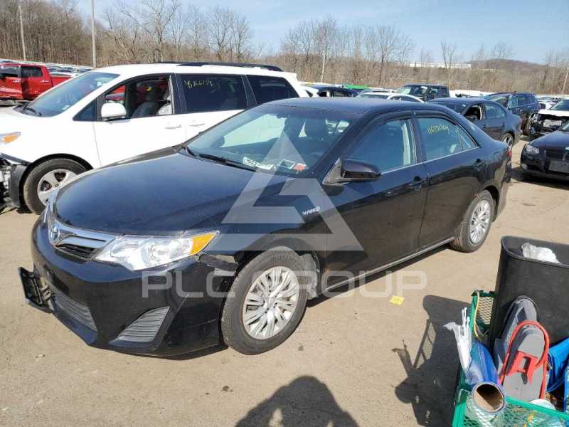 2013 Toyota CAMRY фото