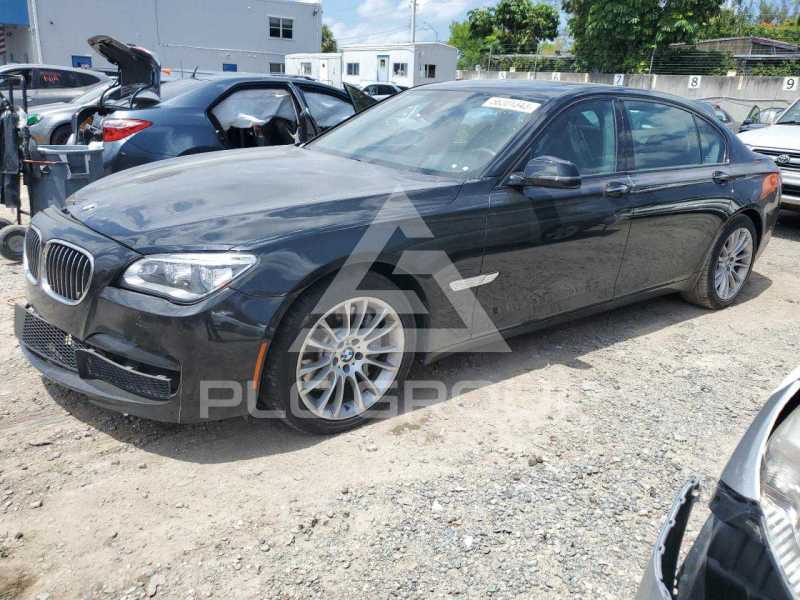 2015 BMW 750 photo