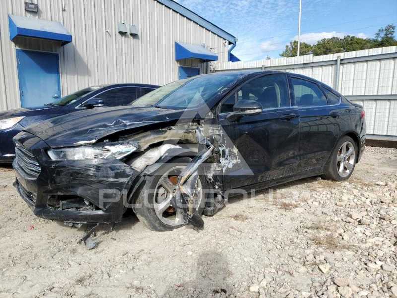 2015 Ford FUSION photo