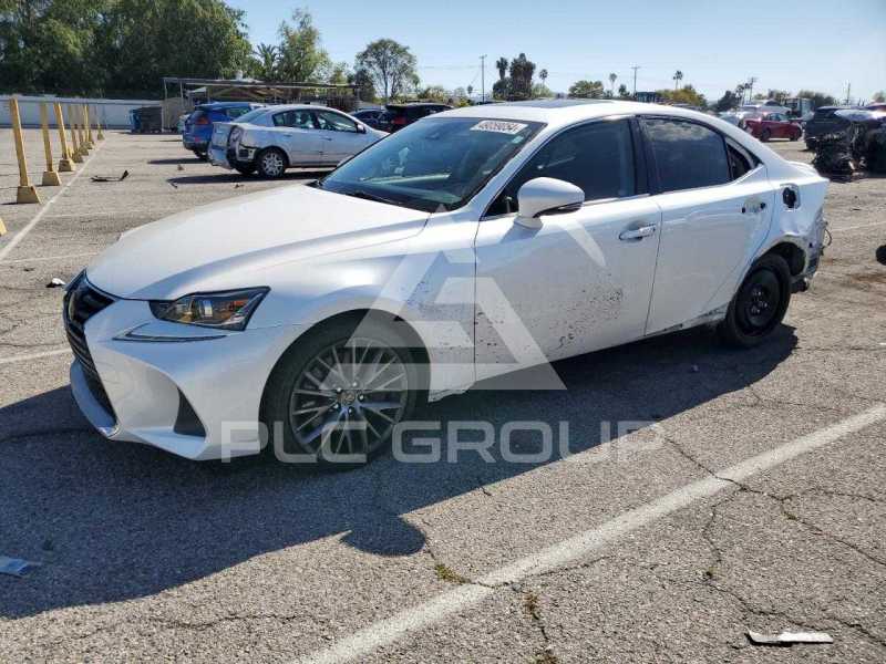 2017 Lexus IS фото