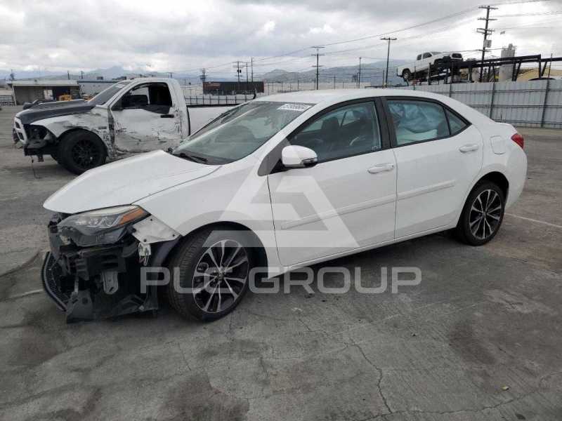 2017 Toyota COROLLA фото