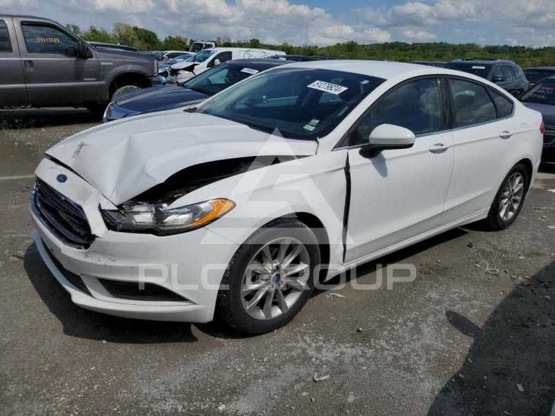 2017 Ford FUSION фото