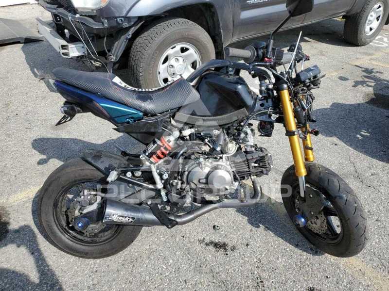 2018 Kawasaki SR650 фото