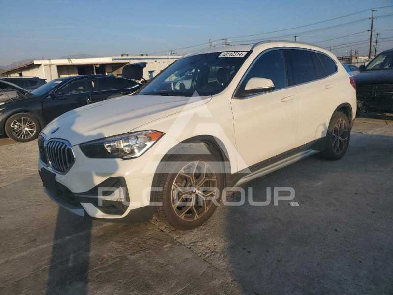 2020 BMW X1 фото