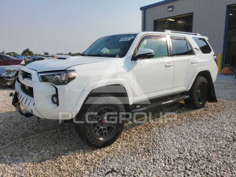 2020 Toyota 4 RUNNER photo