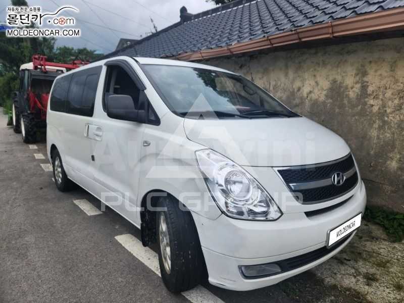 2010 Hyundai Starex