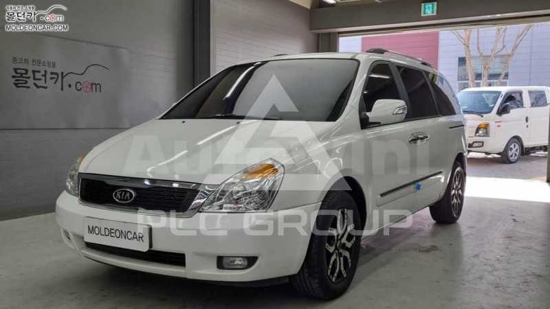 2012 KIA Carnival
