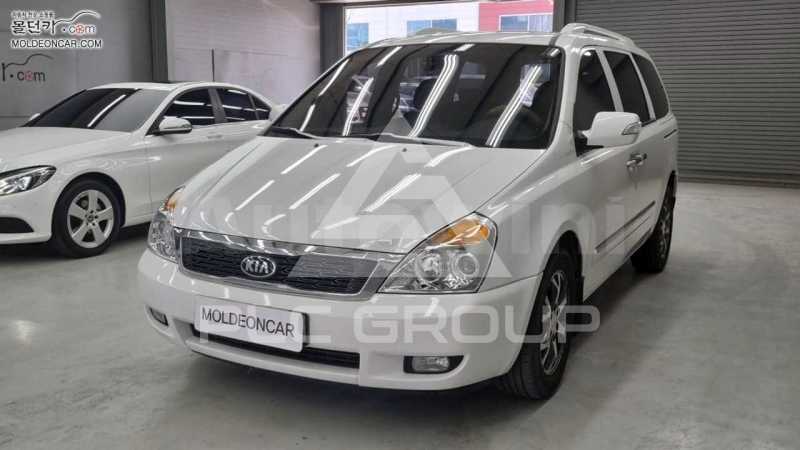 2013 KIA Carnival