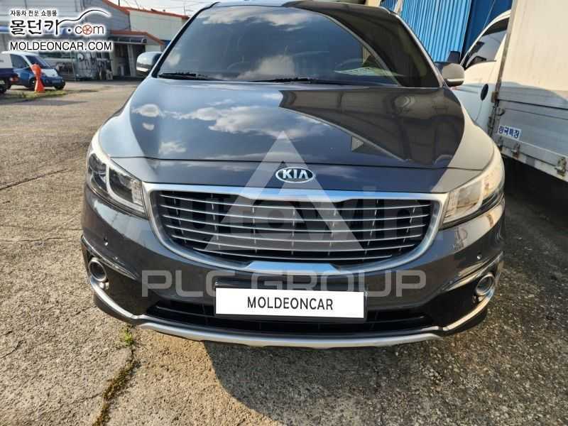 2015 KIA Carnival