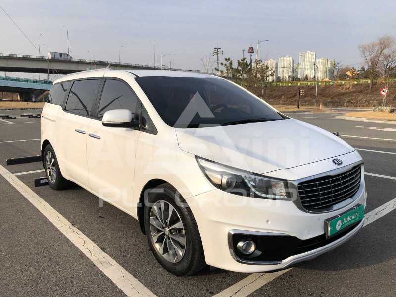 2017 KIA Carnival